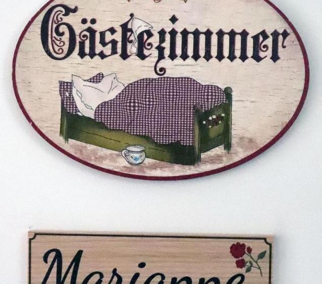 Quarto Estandar, Gästezimmer Zum Rotem Karpfen