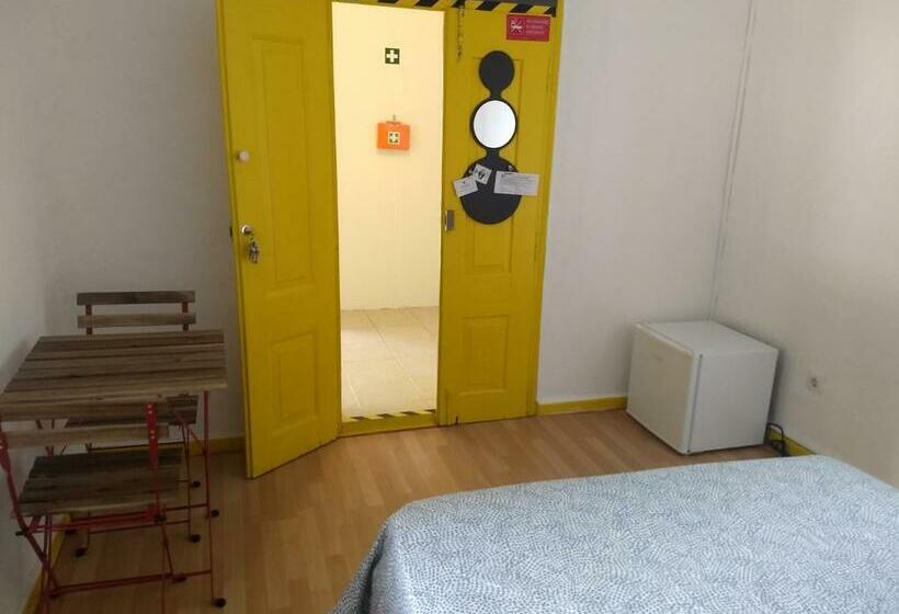 Quarto Economy, Historical Da Matriz