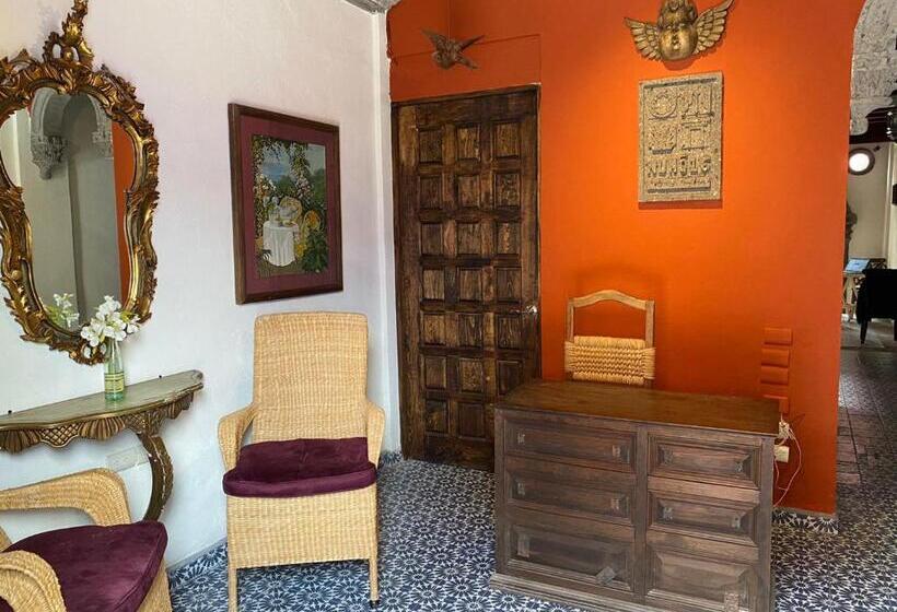 Casa 2 Quartos, Nunõ