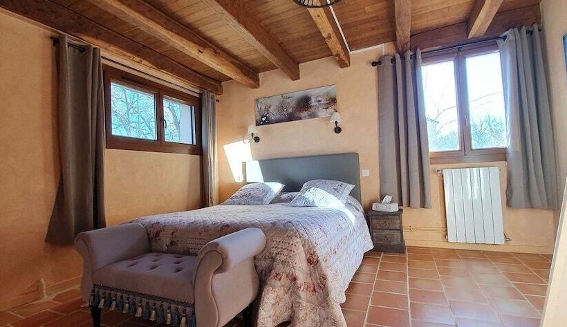 Дом 2 Спальни, Domaine Du Cardou