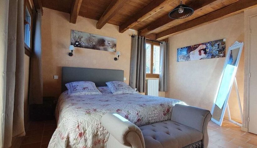 Дом 2 Спальни, Domaine Du Cardou
