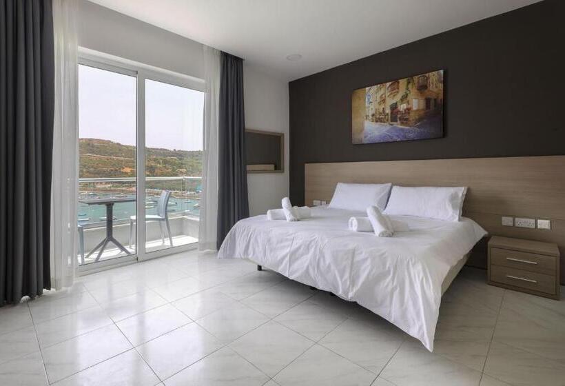 استودیوی استاندارد با چشم‌انداز دریا, Seaview Stays