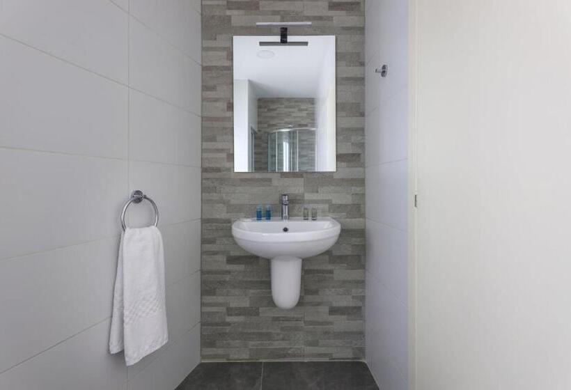 اتاق استاندارد با بالکن و چشم‌انداز دریا, Seaview Stays