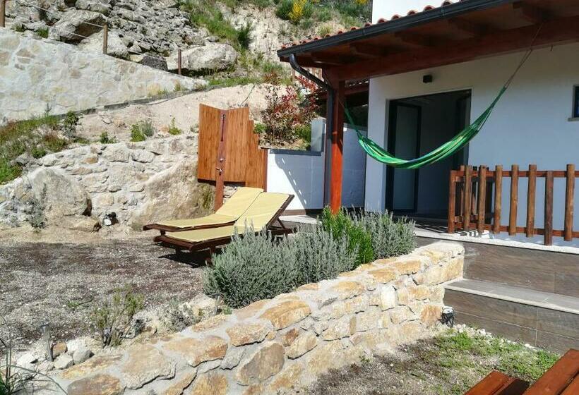 سوییت خانوادگی, Unhais Valley   Country House