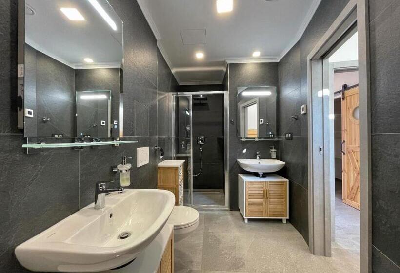 Номер Дюплекс, Magic Apartment Centre Mezonet