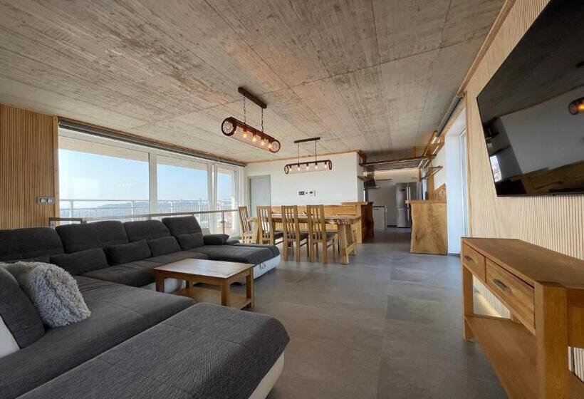 Номер Дюплекс, Magic Apartment Centre Mezonet