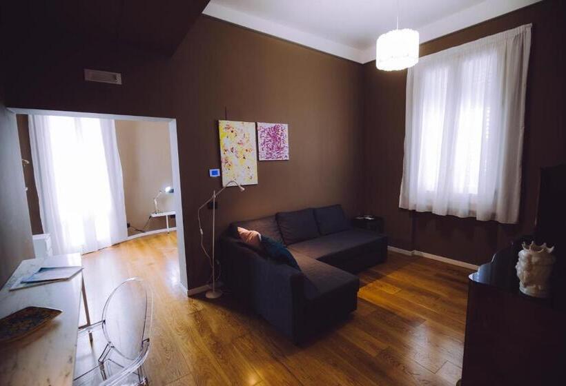Suite, Awa Mondello