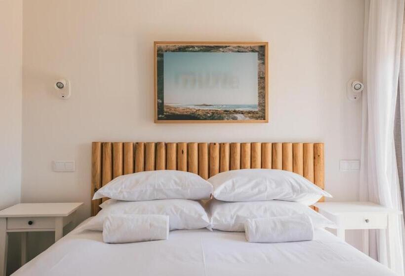 Номер Deluxe, Mute Hostel Porto Covo