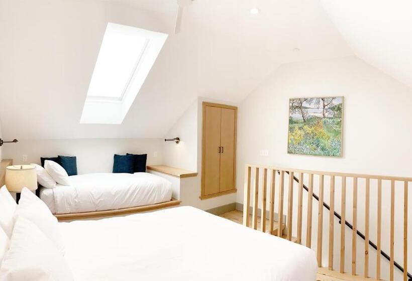 Quarto Deluxe, Best Bower
