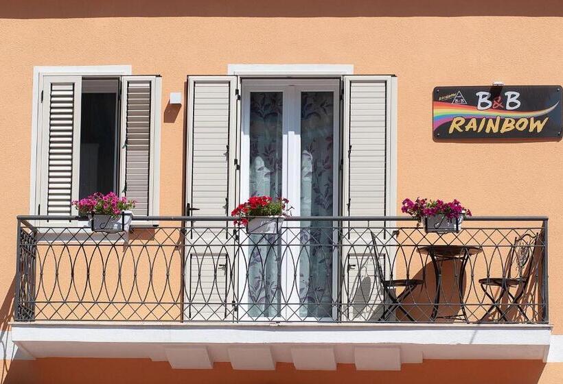 اتاق استاندارد چهار تخته, B&b Rainbow