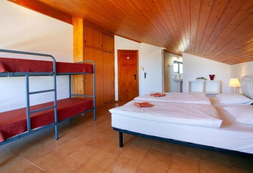 Economy Quadruple Room, Aaccent Montblanc   Prenafeta