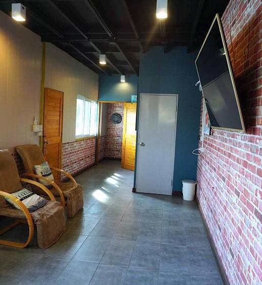 Семейный Номер, Feel Like Home แบบบ้านบ้าน