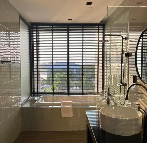 Семейный Номер, M2 Hotel Waterside