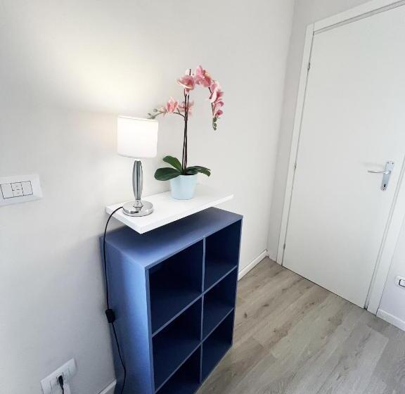 اتاق استاندارد یک نفره, Easyrooms One