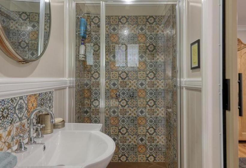 Номер Стандарт с Террасой, Mitta Glen Guesthouse