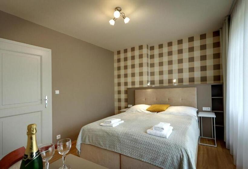 آپارتمان 2 خوابه, Apartmány Adam