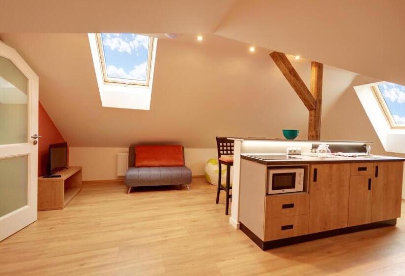اتاق استاندارد, Apartmány Adam