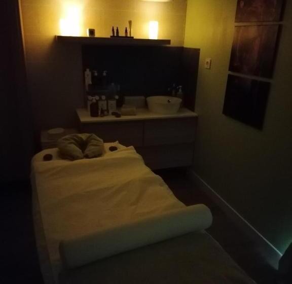 Quarto Quádruplo Deluxe, Au Domaine Fresnois