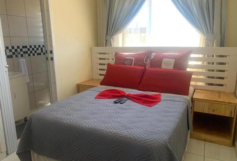 Семейный Номер, Ekaya Palace Guest House