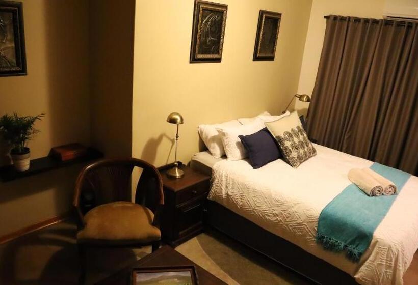 Номер Стандарт, The Oak Potch Guesthouse