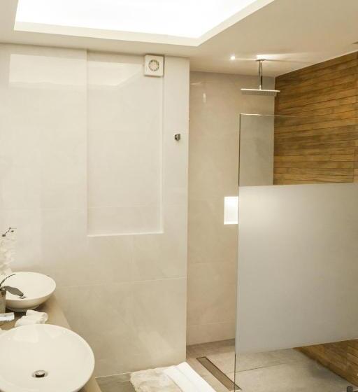 スタンダードスタジオ, Fabulous & Exclusive Apartments With Sea View Pool Bbq Garden