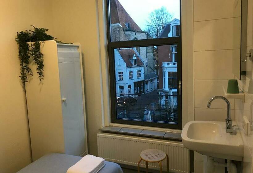 Номер Стандарт Индивидуальный, Kleinschalig Hostel In Deventer, Hartje Stad, Aan De Ijssel