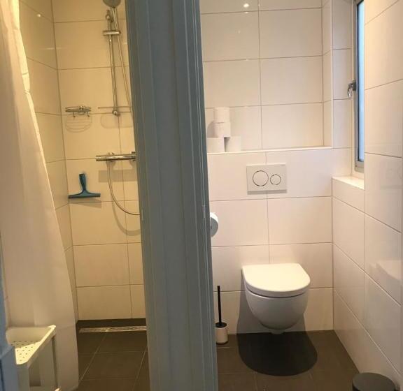 Номер Стандарт Совместная Ванная, Kleinschalig Hostel In Deventer, Hartje Stad, Aan De Ijssel