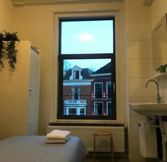 Номер Стандарт Индивидуальный, Kleinschalig Hostel In Deventer, Hartje Stad, Aan De Ijssel