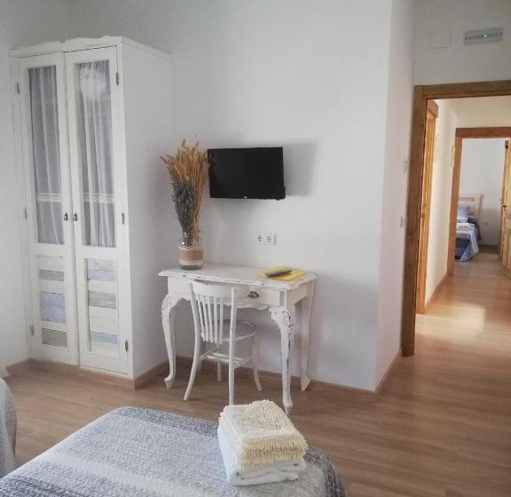 Номер Стандарт, Hostal El Lugar De La Mancha