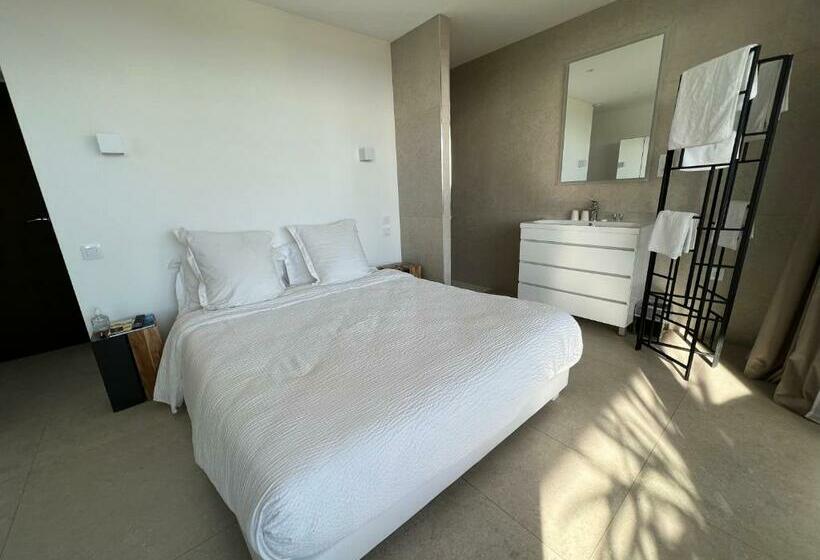 Quarto Estandar Vista Mar, Villa Miami