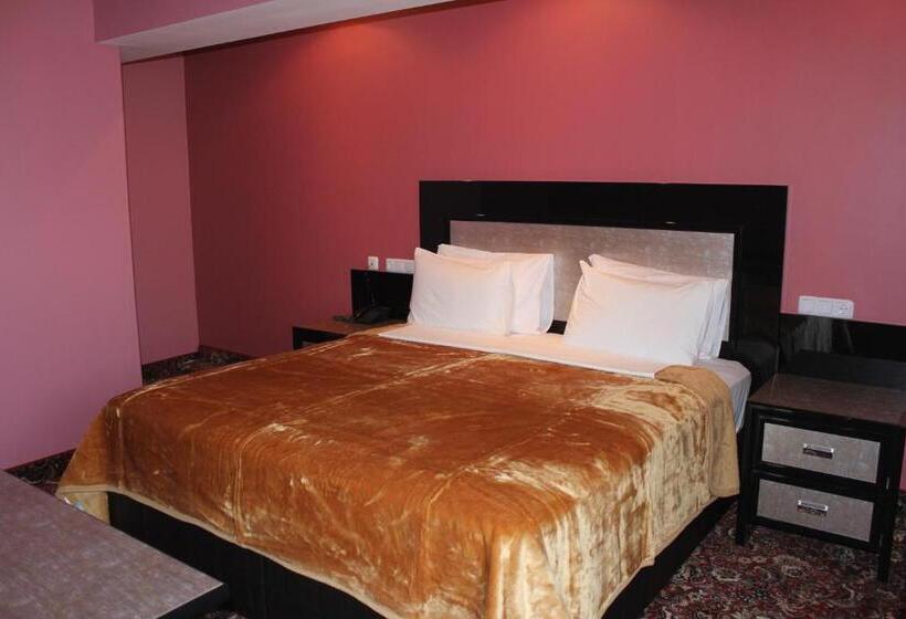 Family Suite, Erebuni Hotel Yerevan
