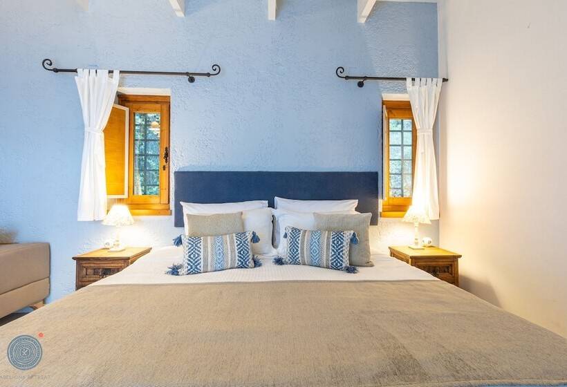 Номер Стандарт, Abeliona Retreat