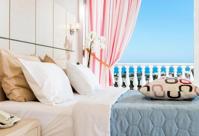 Семейный Номер Superior, Matheo Villas & Suites
