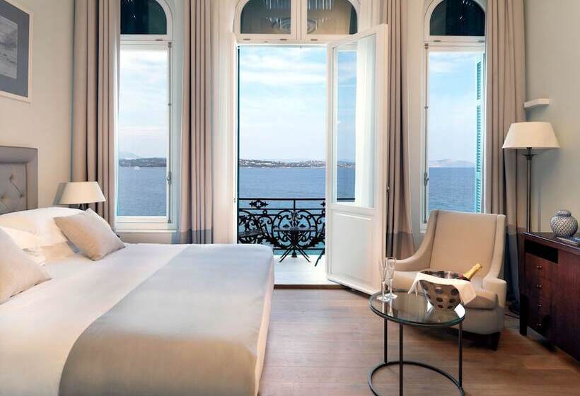 Люкс, Poseidonion Grand