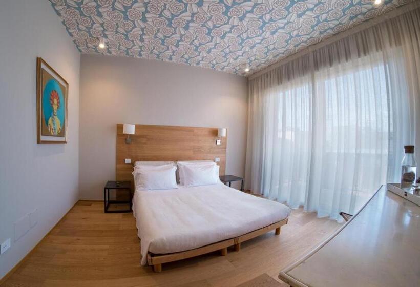 اتاق استاندارد با بالکن, Gaya Resort
