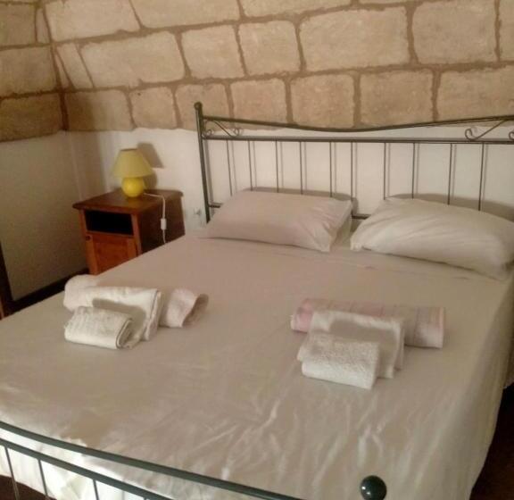 Семейный Номер, Stanze Appartamento Rosina Casa Vacanze Cannole Sulla Via Francigena