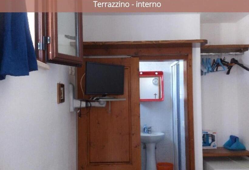 Номер Стандарт с Террасой, Stanze Appartamento Rosina Casa Vacanze Cannole Sulla Via Francigena