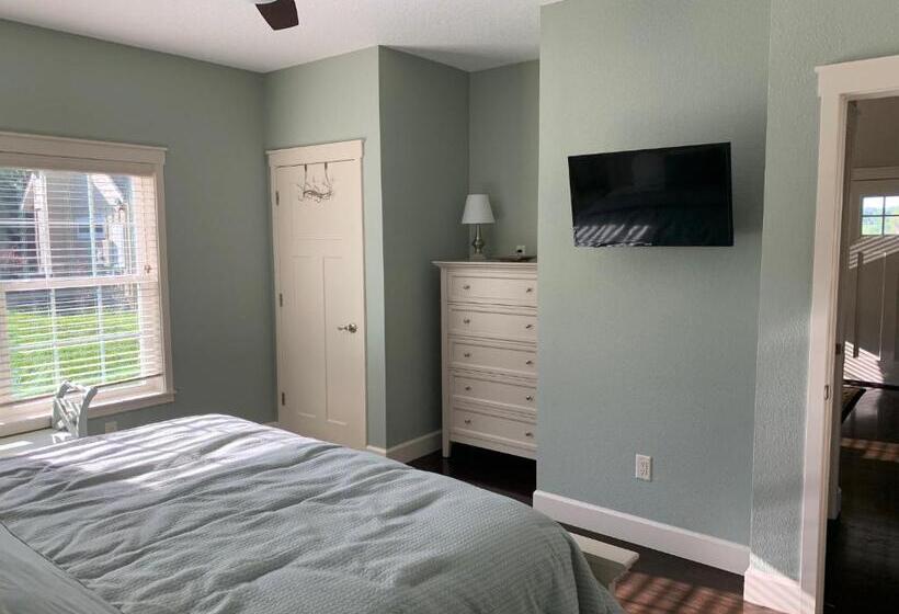 Вилла Deluxe 1 Спальня, The Grand Oaks Resort