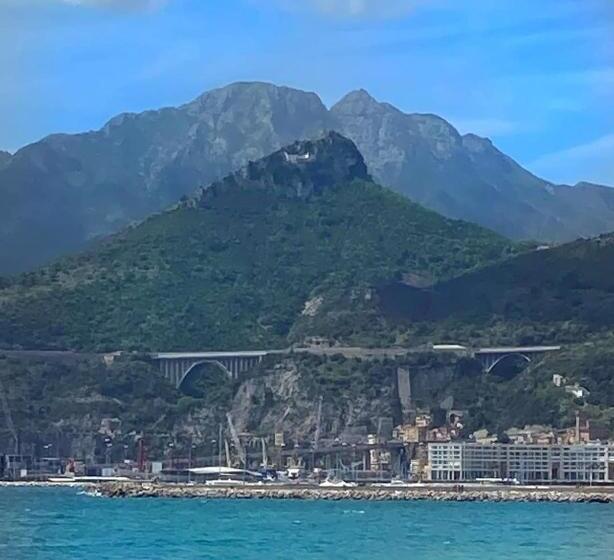 Номер Стандарт, La Corte Del Campo