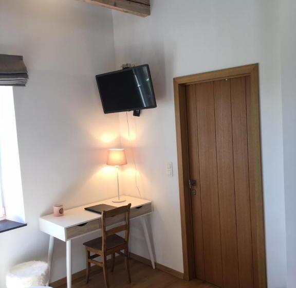 اتاق خانوادگی, B&b Pegasus Ii   Chambre De Luxe Avec Sauna Privatif