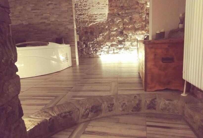 Стандартный Номер Кровать Кинг, La Grotta Dell Antica Calvasino   Jacuzzi