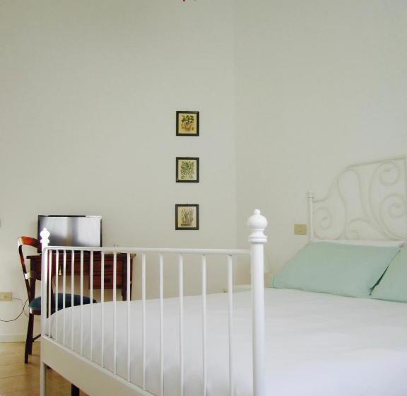 Standard room with outdoor bath, Le Stanze Di Ninni