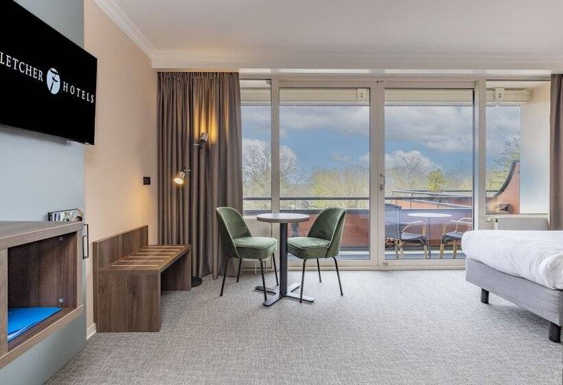 Номер Комфорт, Fletcher Familiehotel De Hunzebergen