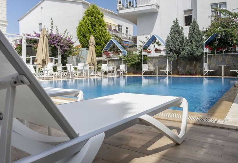 经济房, Ascot Hotel Büyükada
