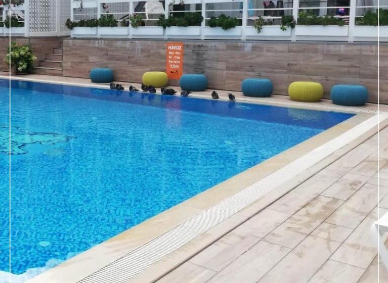 Номер Стандарт, Ascot Hotel Büyükada