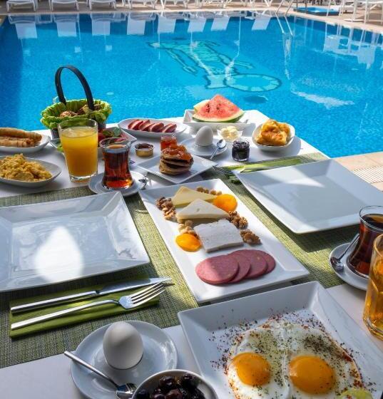 Номер Стандарт, Ascot Hotel Büyükada