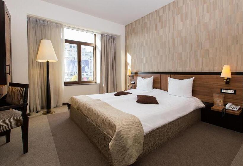 Camera Standard, Europa Royale Bucharest