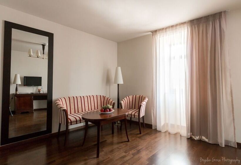 Suite, Europa Royale Bucharest