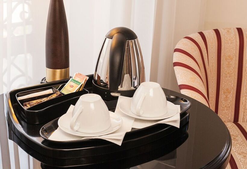 Suite, Europa Royale Bucharest