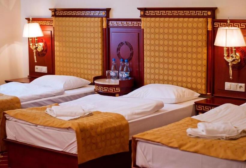 Номер Стандарт Трехместный, Holiday Park